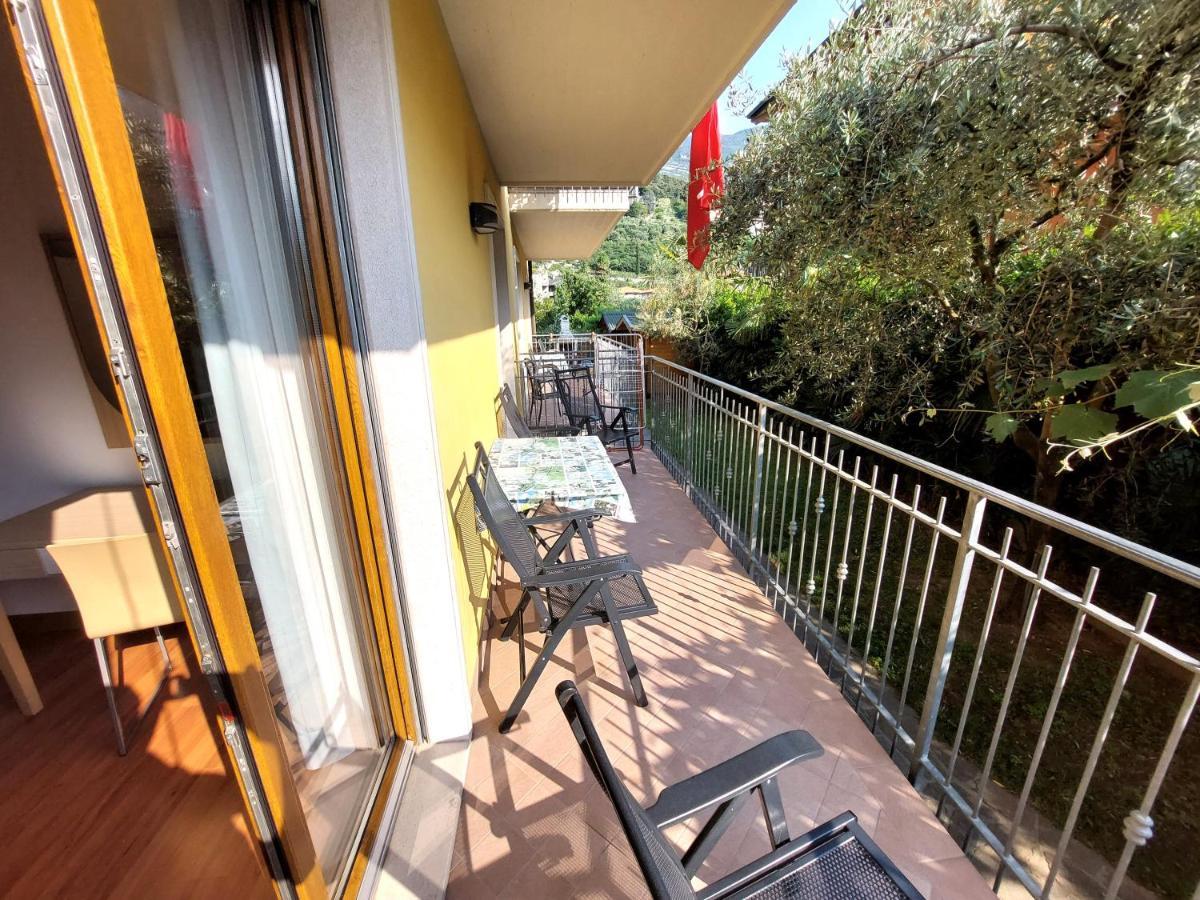 Villa Martina Torbole Sul Garda Buitenkant foto